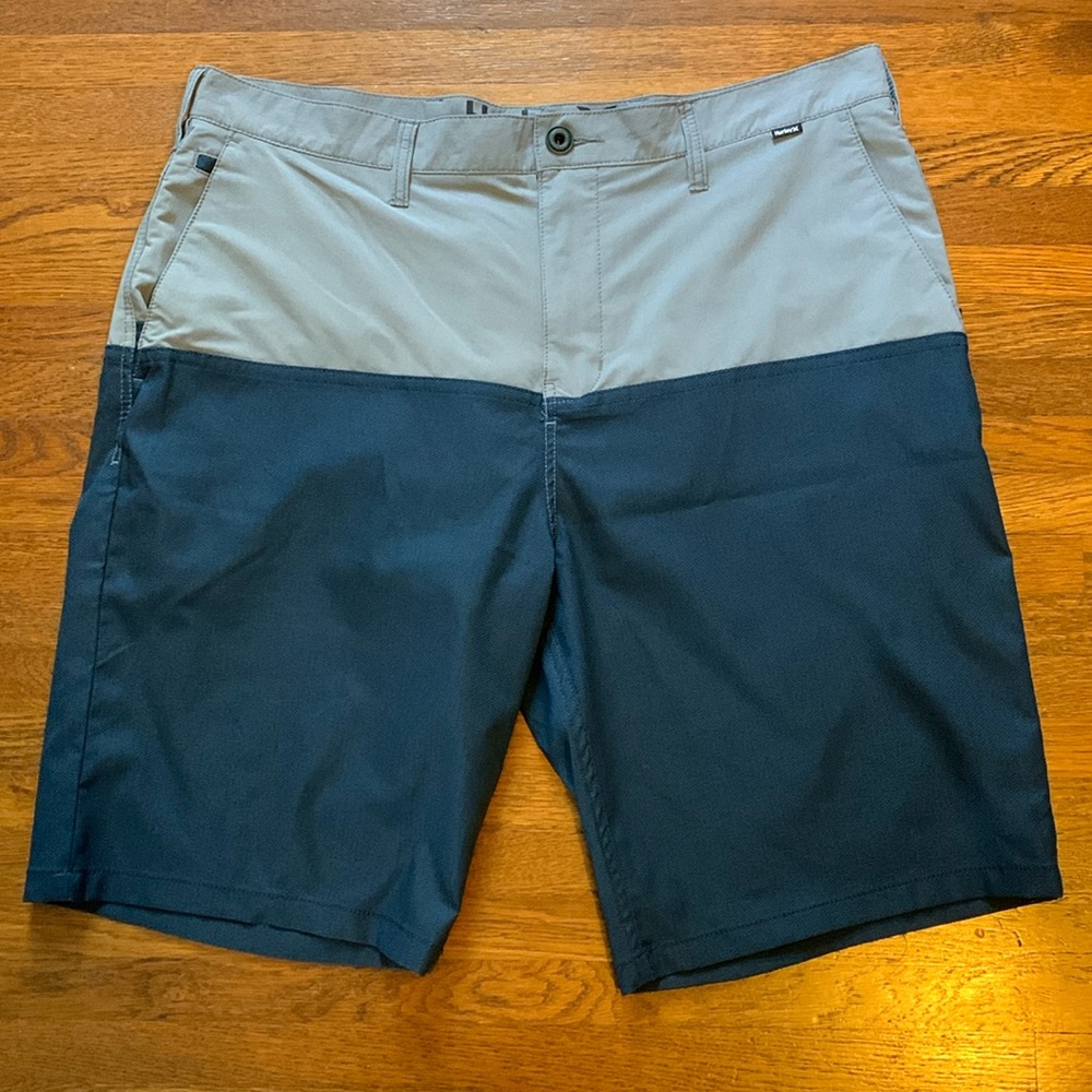 Men’s Hurley Shorts Gray and Navy Size 36